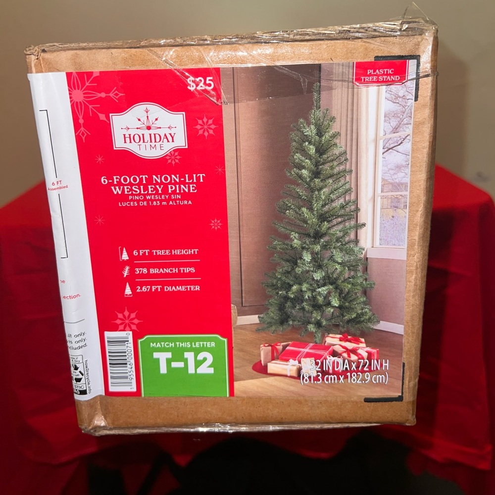 Holiday Time Green Wesley Pine Tree